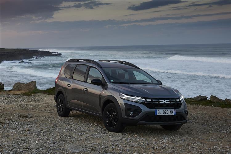 New Dacia Jogger Hybrid 140 review