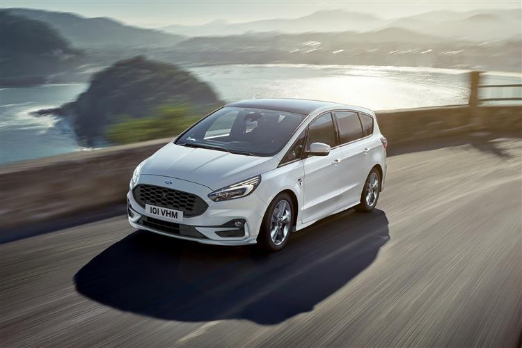 New Ford S-MAX Vignale review