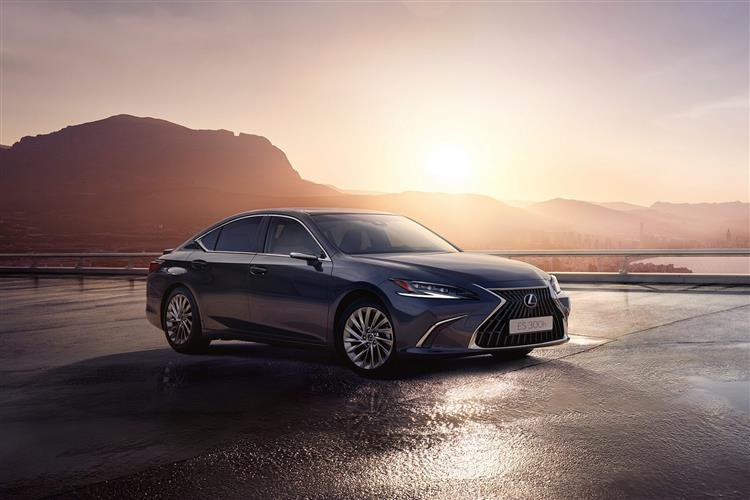 New Lexus ES review