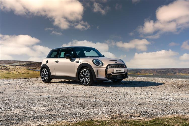 New MINI 3-Door Hatch [F56] review