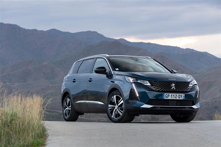 New Peugeot 5008 review
