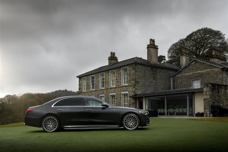 Nearly New 2021 21 Mercedes Benz S Class S500l 4matic Amg Line Premium Plus 4dr 9g Tronic In Dundee Arnold Clark Nearly New 2021 21 Mercedes Benz S Class S500l 4matic Amg Line Premium Plus 4dr 9g Tronic In Dundee Arnold Clark