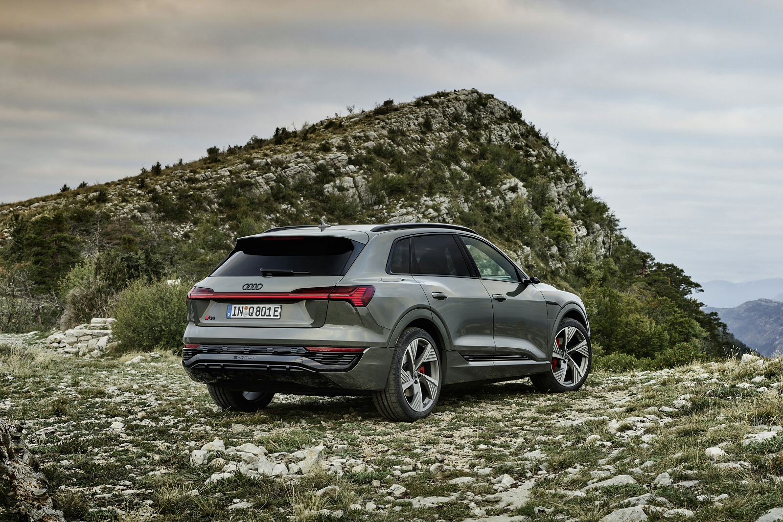 AUDI Q8 E-TRON ESTATE 250kW 50 Quattro 95kWh Vorsprung 5dr Auto [22kW]