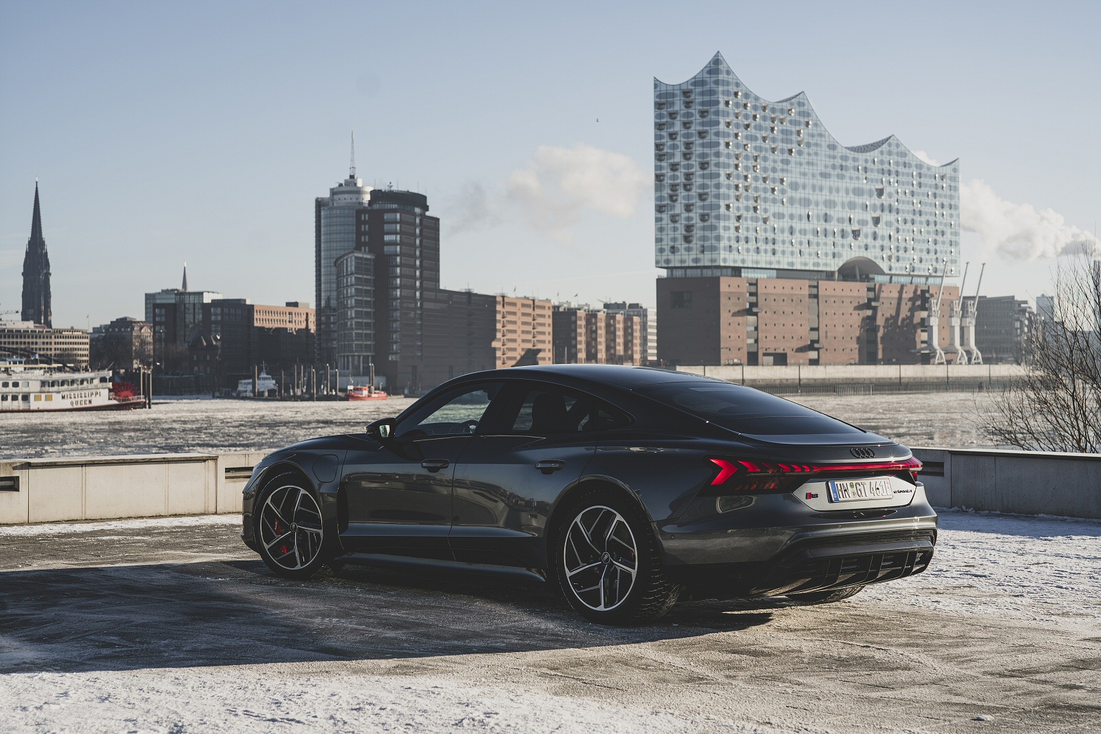 AUDI RS E-TRON GT SALOON Carbon Black  | 93 kWh