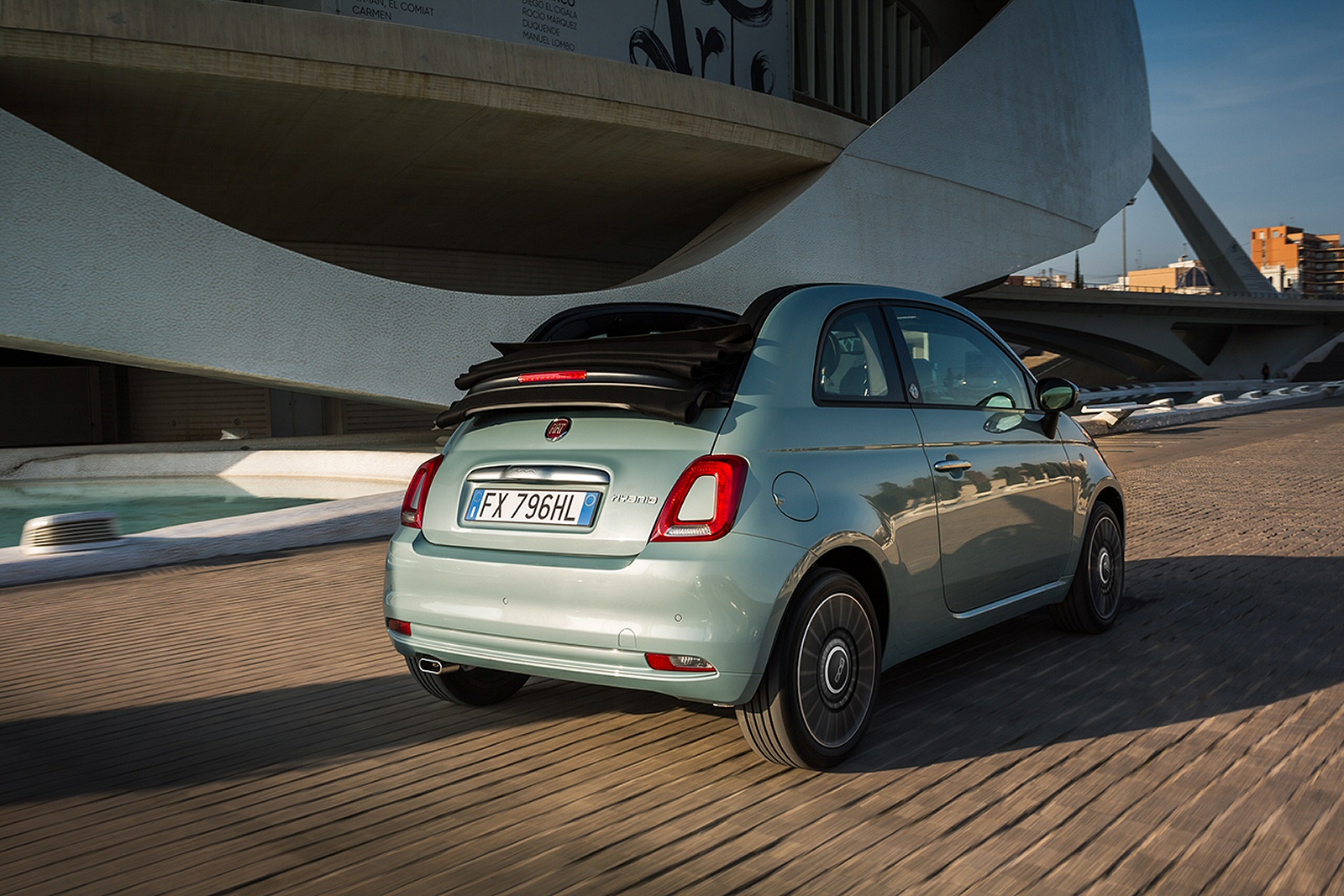 Fiat 500c Cabrio Blue