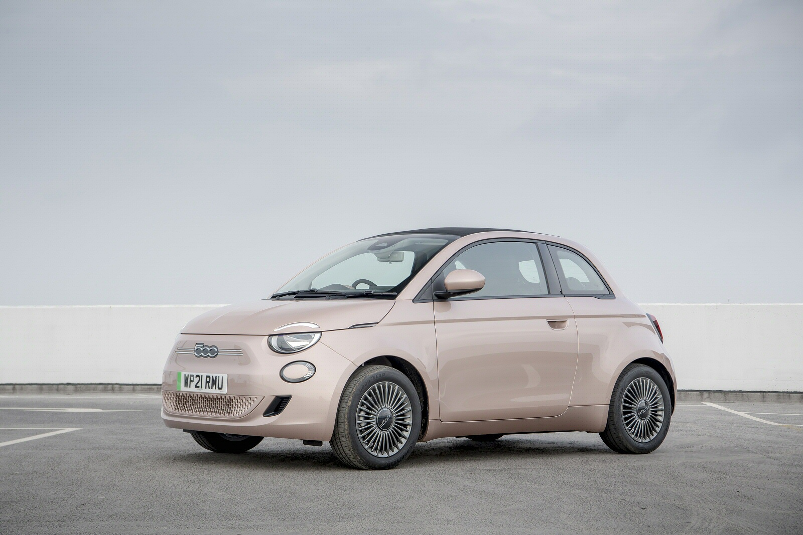FIAT 500 ELECTRIC CABRIO SPECIAL EDITIONS 87kW Red 42kWh 2dr Auto