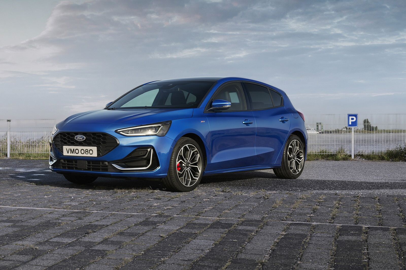 FORD FOCUS HATCHBACK 1.0 EcoBoost Hybrid mHEV Titanium Style 5dr Auto