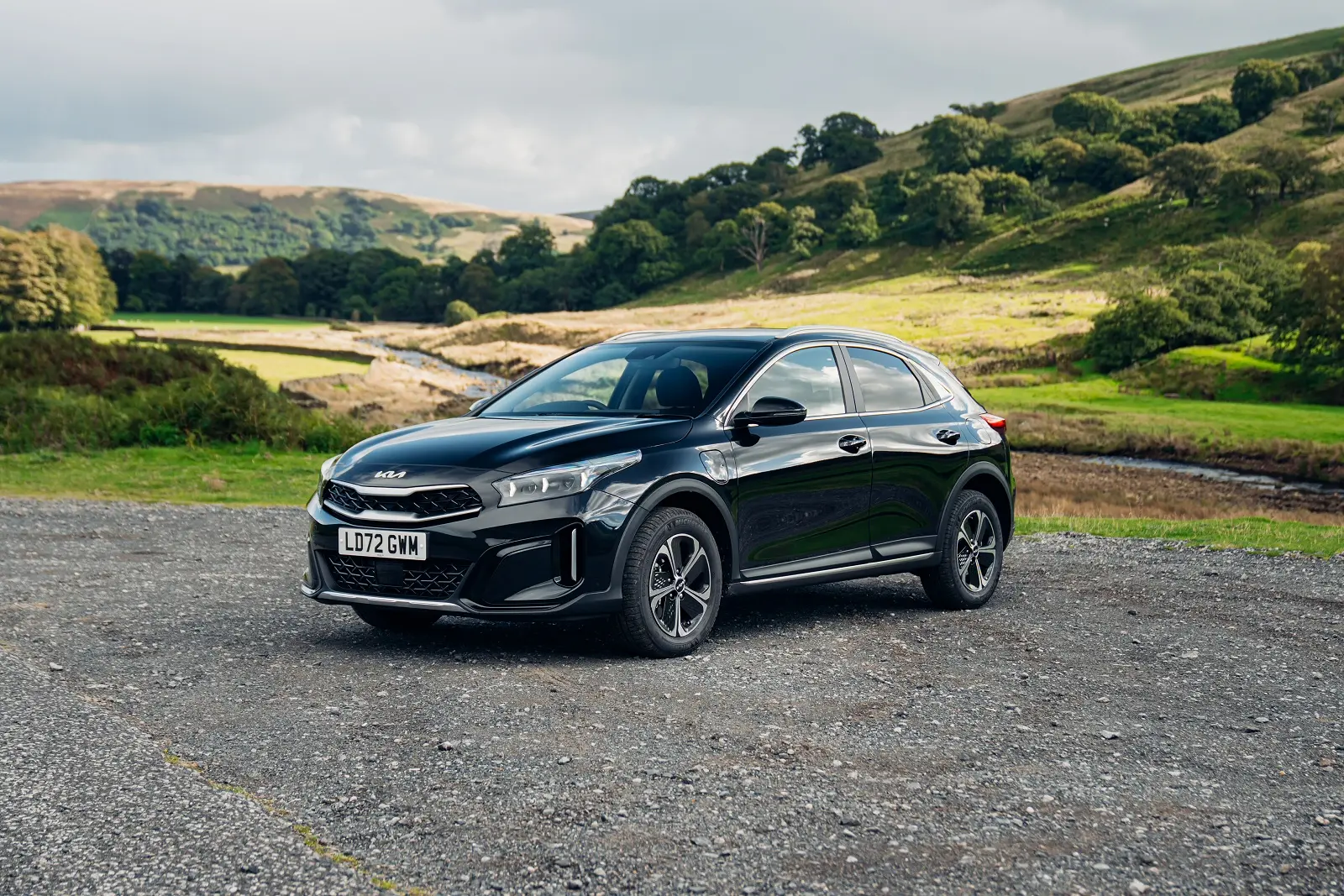 New Kia XCeed PHEV + Review - Image 1