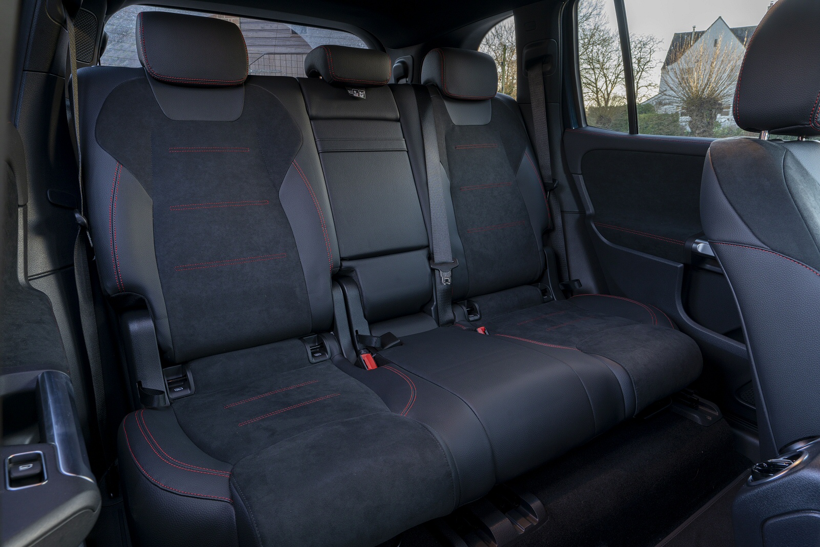 MERCEDES-BENZ EQB ESTATE AMG Line 350 4Matic | 67 kWh