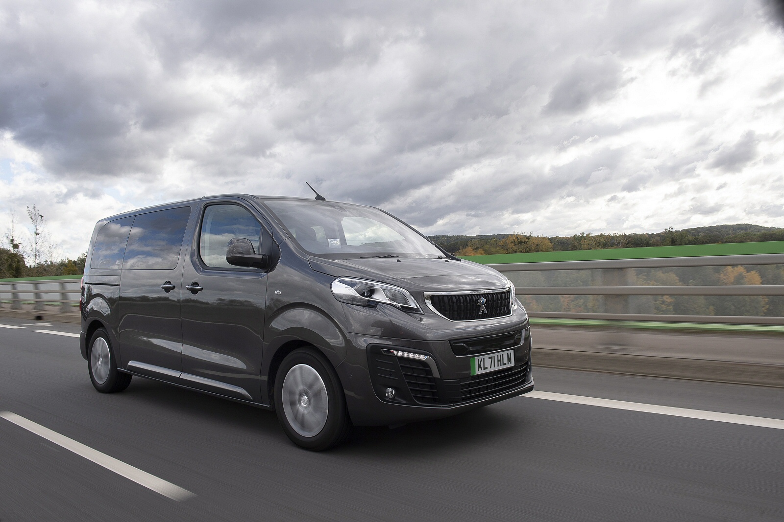 peugeot e traveller business vip