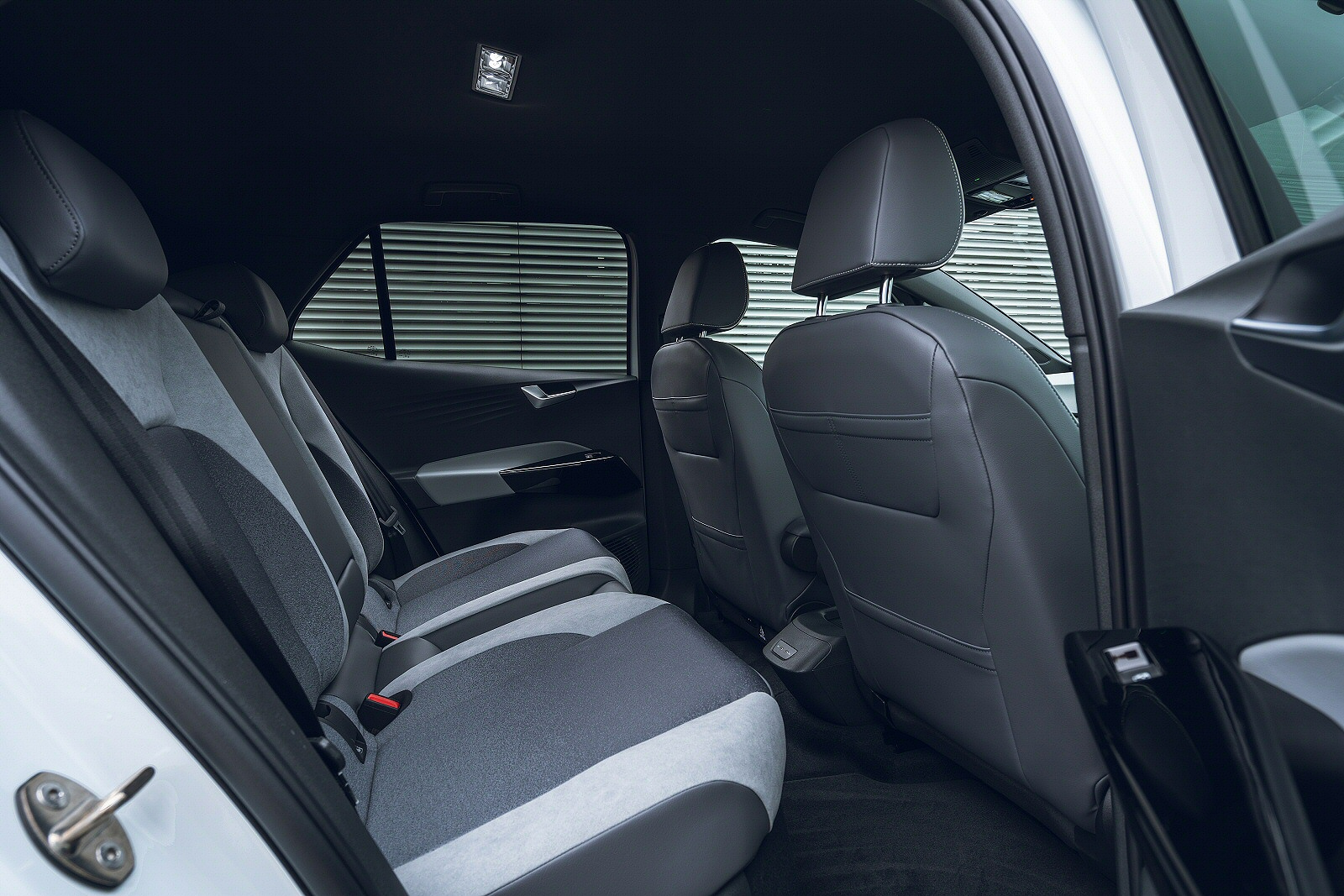 VOLKSWAGEN ID.3 HATCHBACK 150kW Life Pro Performance 58kWh 5dr Auto