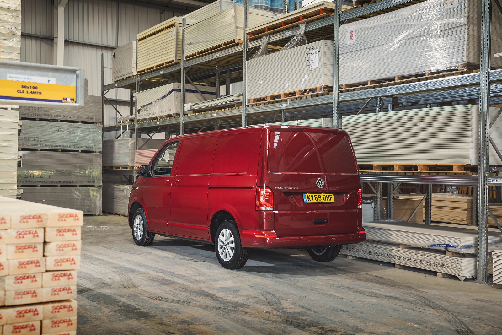 VOLKSWAGEN ABT eTRANSPORTER LWB 83kW 37.3kWh Kombi Van Auto