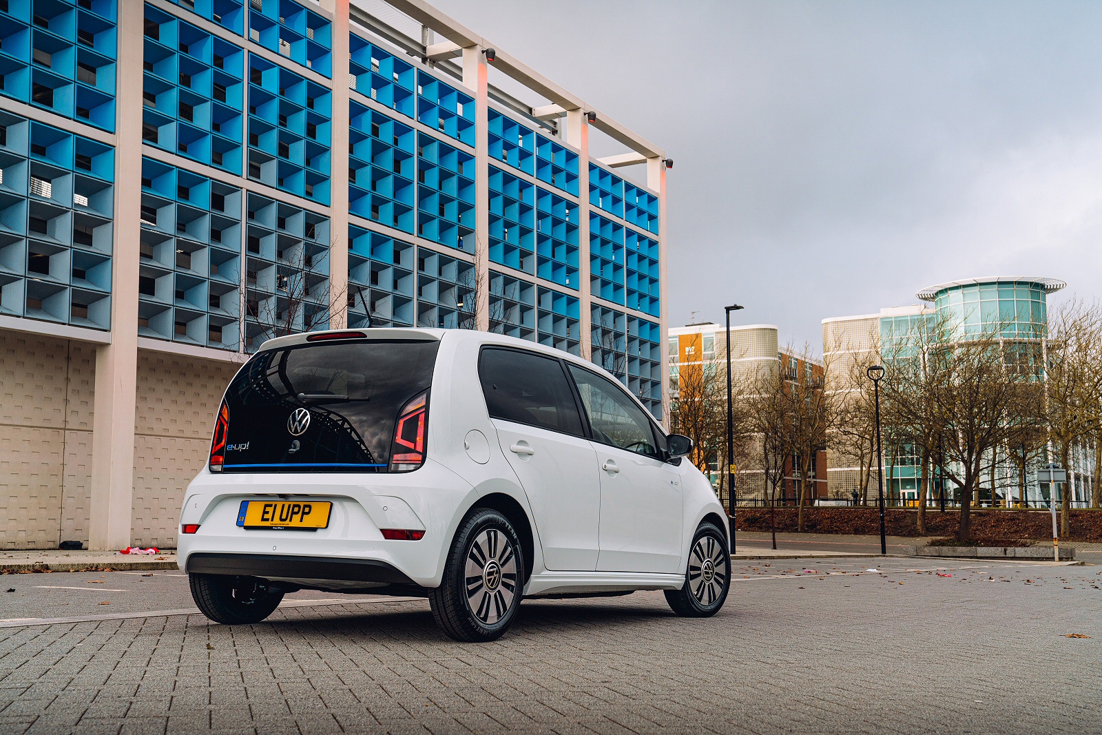 VOLKSWAGEN UP ELECTRIC HATCHBACK 60kW E-Up 32kWh 5dr Auto