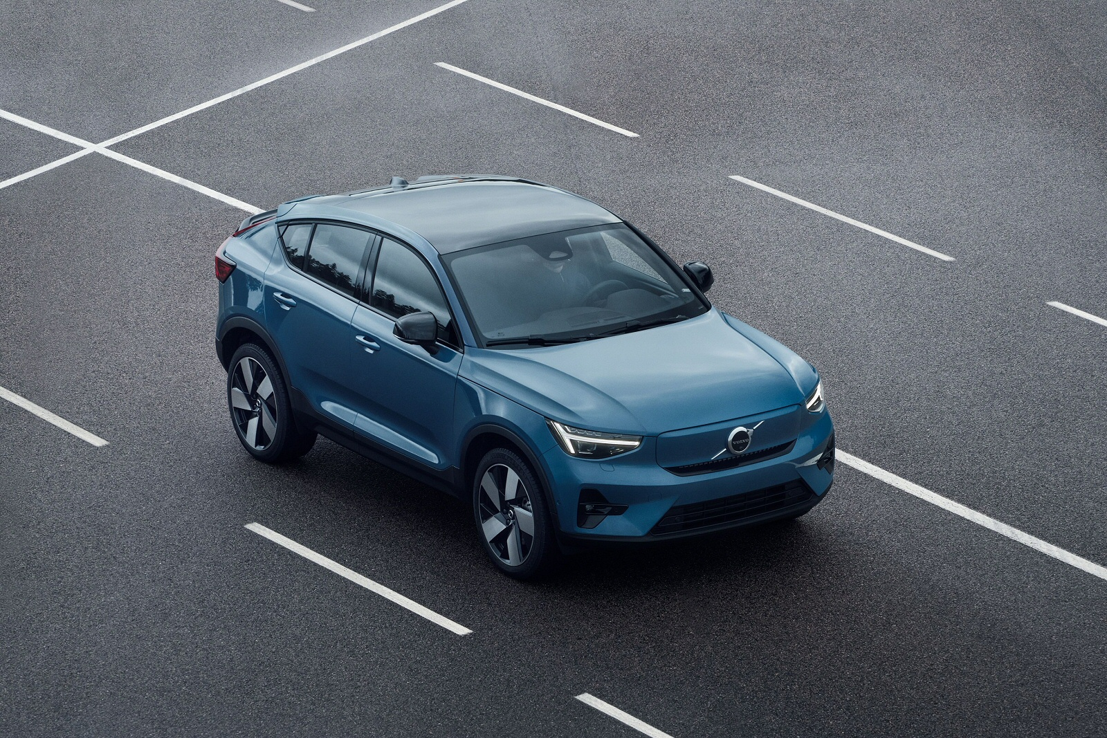 VOLVO C40 ESTATE 170kW Recharge Core 69kWh 5dr Auto