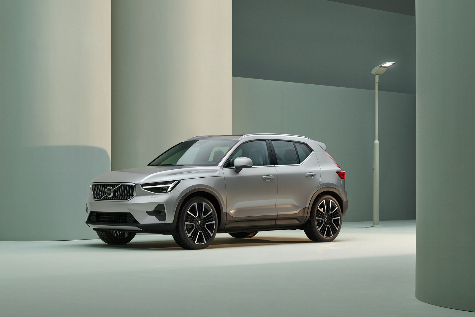 VOLVO