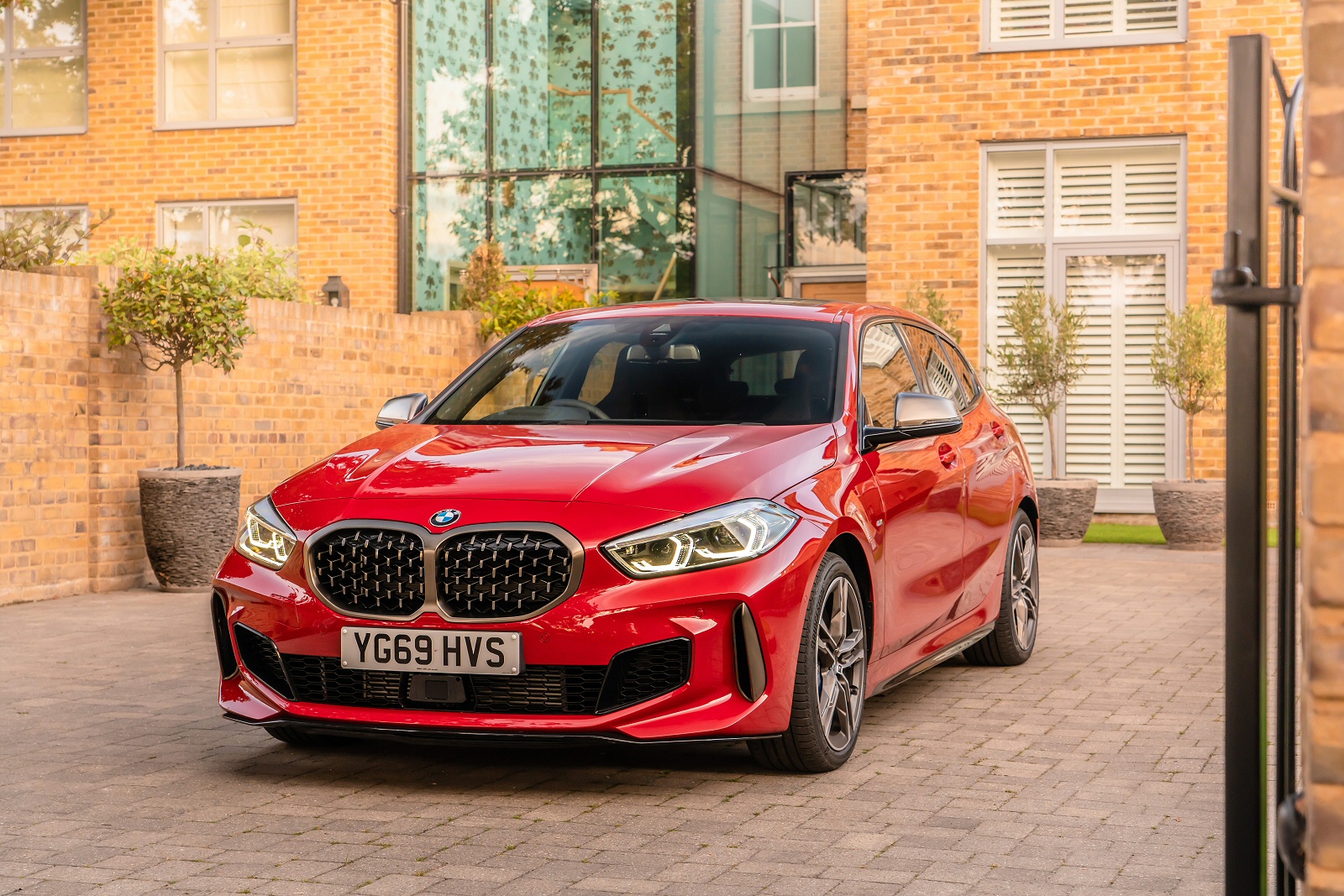 BMW 1 SERIES DIESEL HATCHBACK 116d M Sport 5dr Step Auto [LCP/Tech pk]