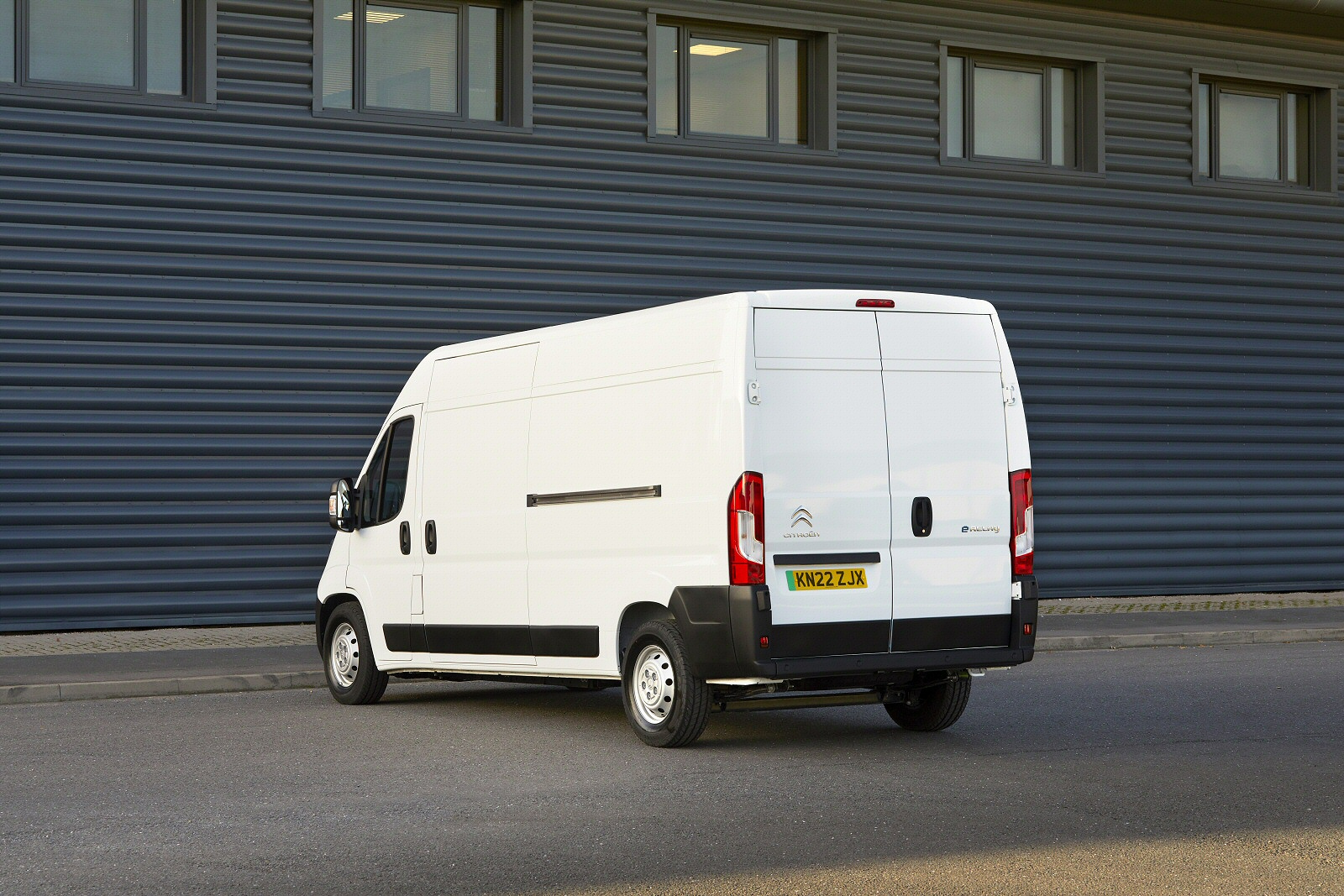 CITROEN RELAY 35 L2 DIESEL 2.2 BlueHDi H2 Van 140ps Enterprise Lease Deals Silverstone Van Leasing