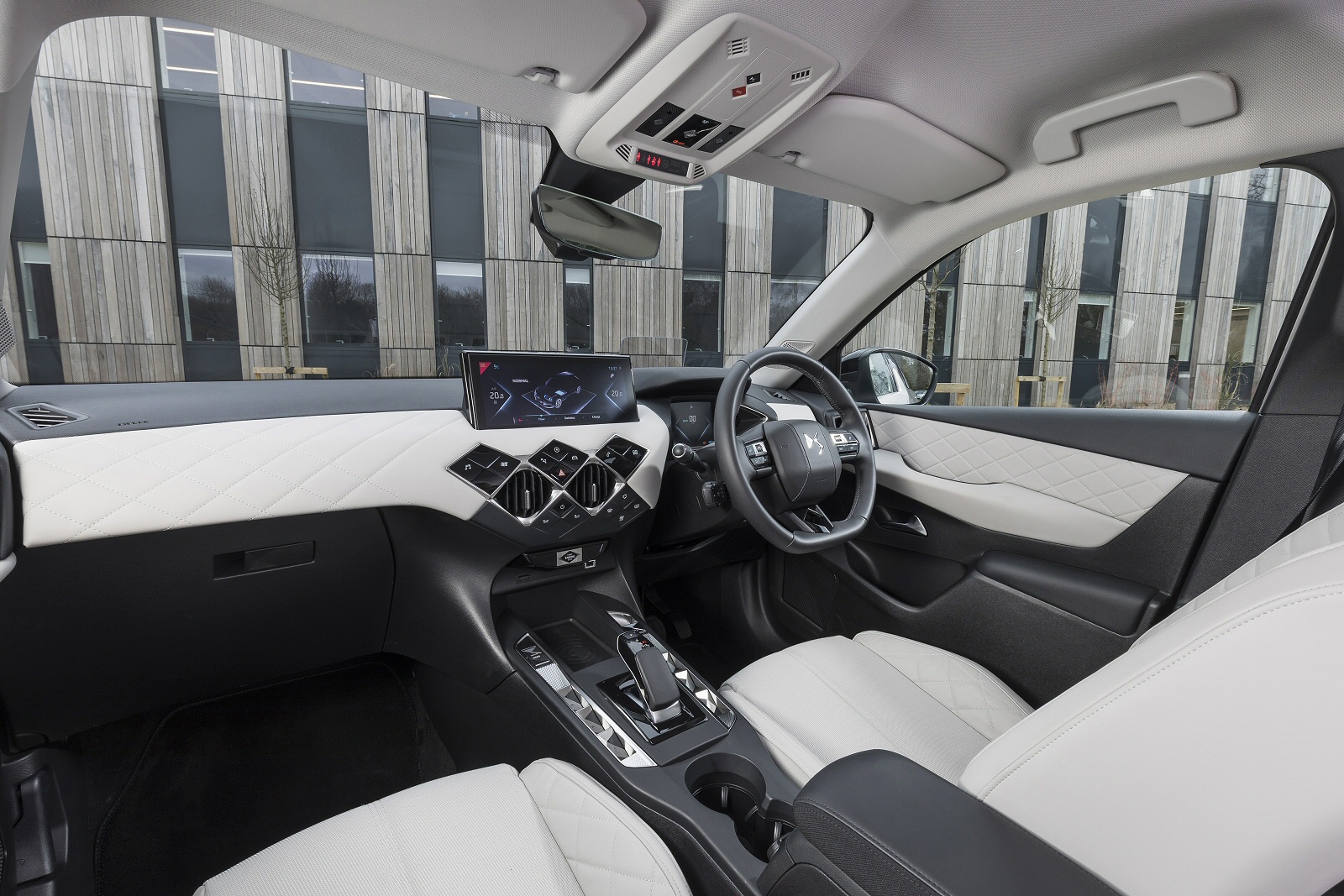 DS DS 3 ELECTRIC CROSSBACK HATCHBACK 100kW E-TENSE Performance Line 50kWh 5dr Auto