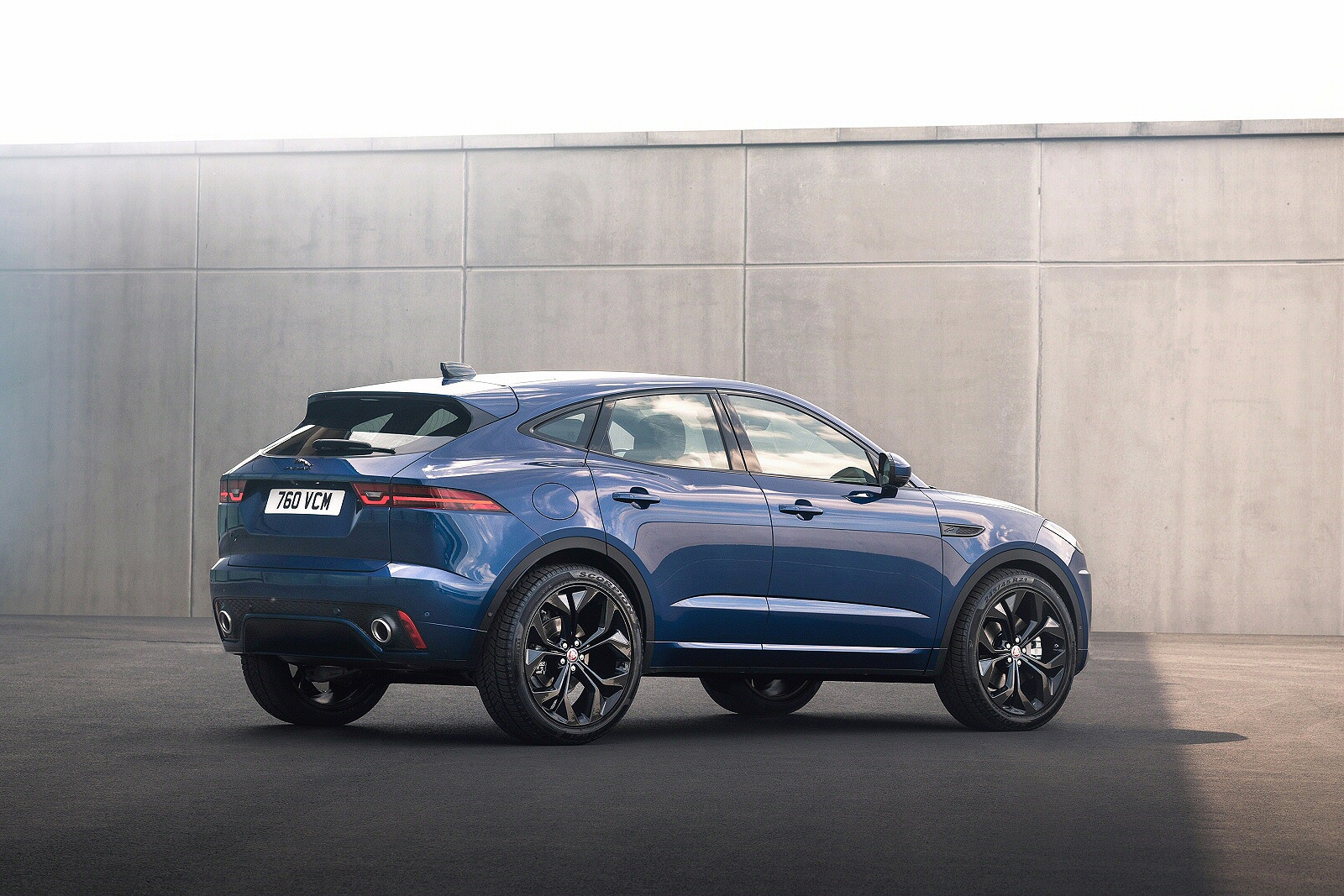 New Jaguar E-Pace 1.5 P160 R-Dynamic HSE Black 5dr Auto 2WD Petrol ...