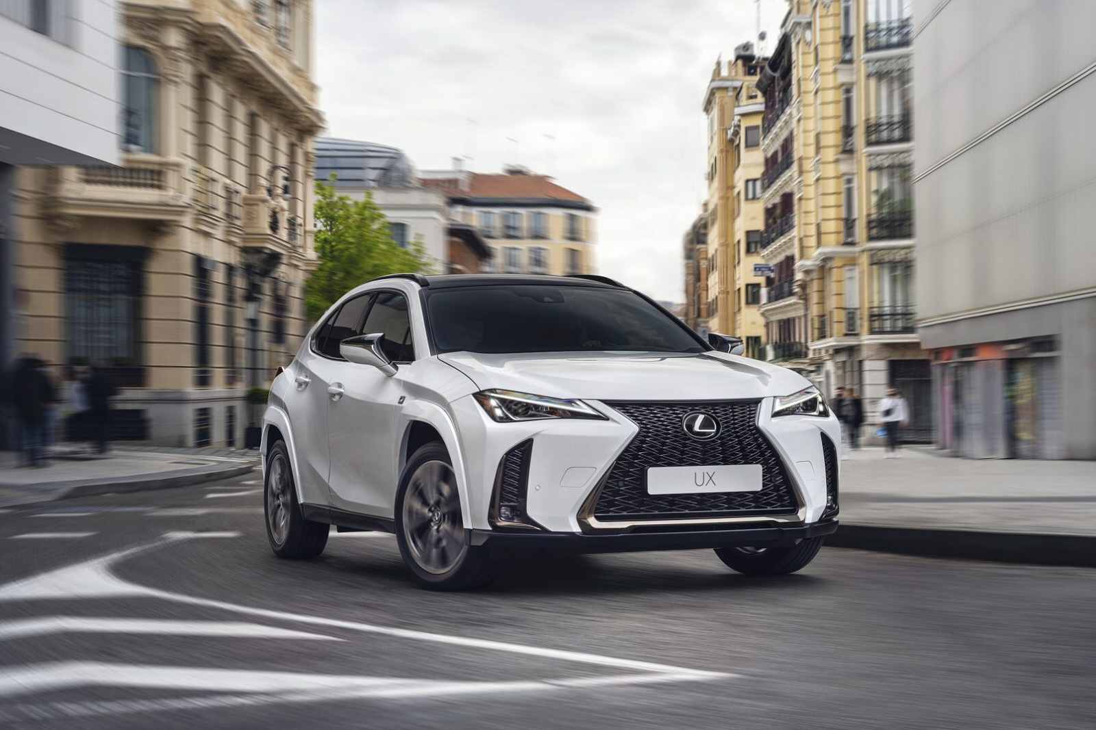 LEXUS UX HATCHBACK 250h 2.0 FSport Design 5dr CVT Lease Deals