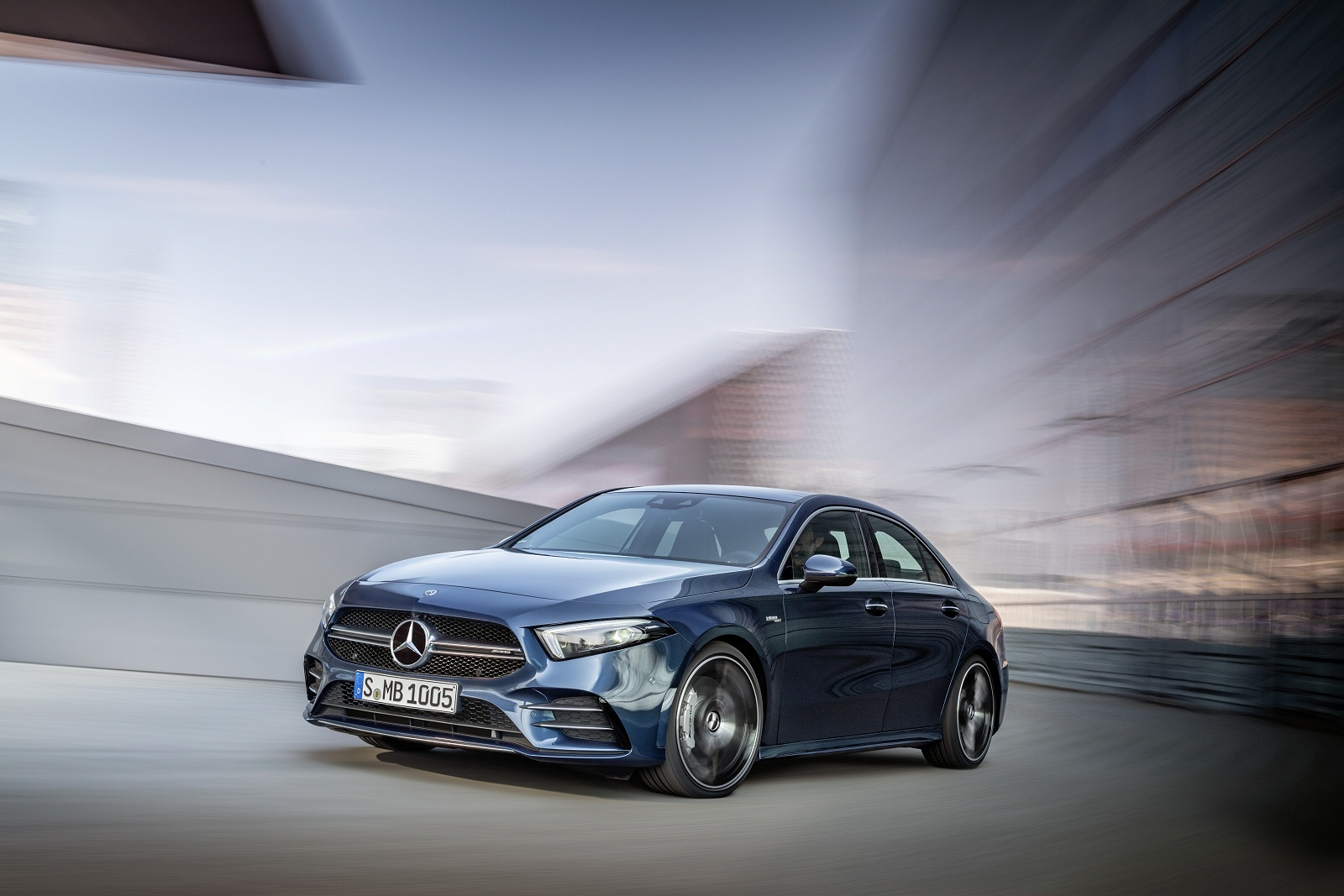 MERCEDES-BENZ A CLASS AMG SALOON SPECIAL EDITIONS A35 4Matic Premium Edition 4dr Auto