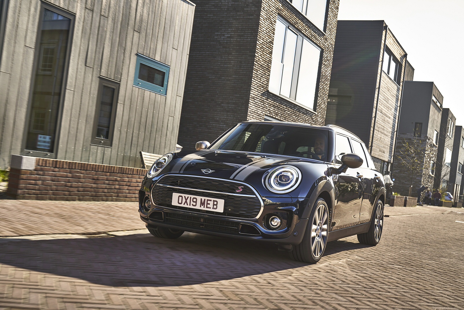 MINI CLUBMAN ESTATE SPECIAL EDITIONS 2.0 Cooper S Shadow Edition 6dr [Comfort Pack]