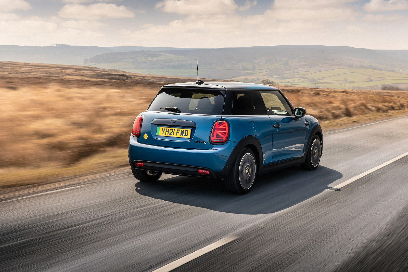 MINI ELECTRIC HATCHBACK 135kW Cooper S Level 3 33kWh 3dr Auto