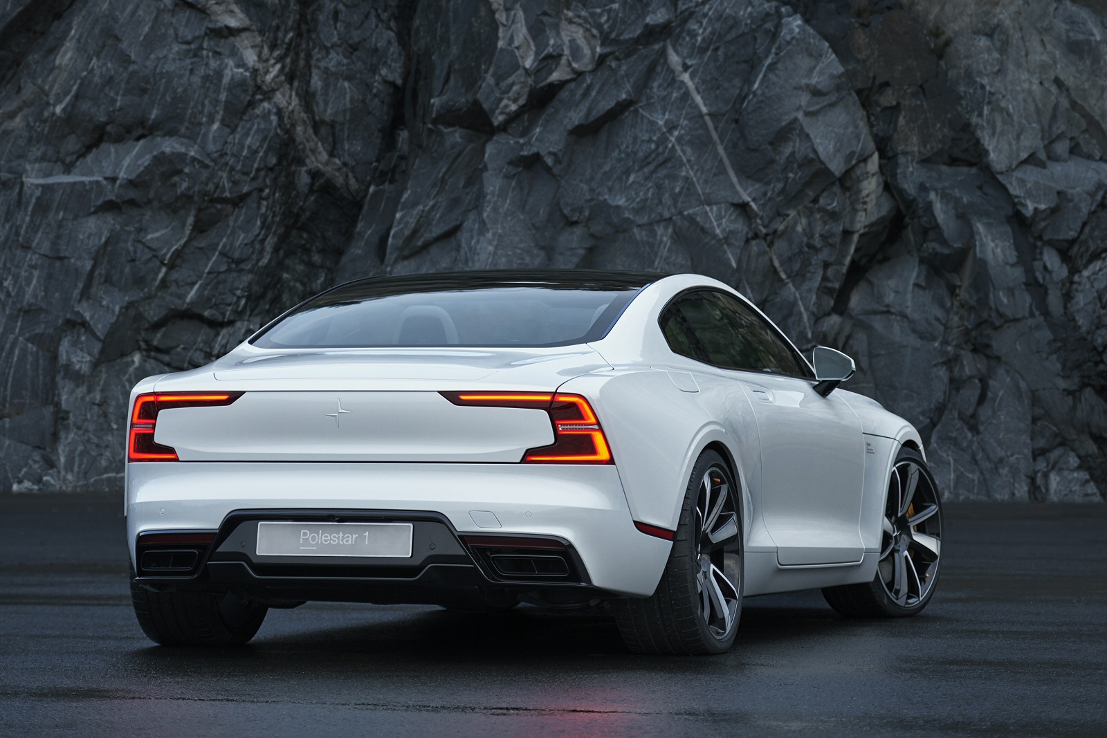 POLESTAR 1 COUPE 2.0 PHEV 2dr 4WD Geartronic