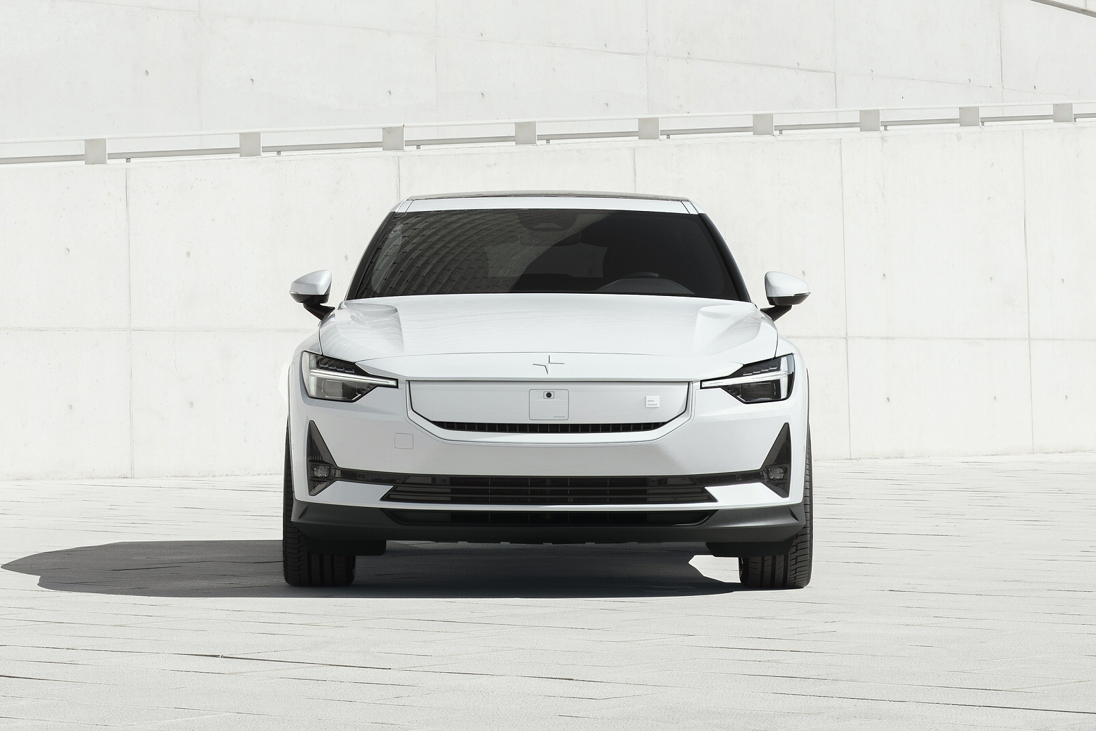 POLESTAR 2 FASTBACK 200kW 69kWh Standard Range SM [Plus] 5dr Auto