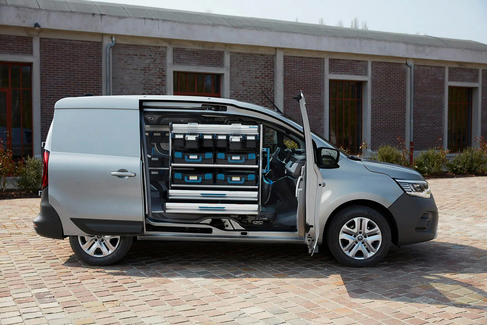 RENAULT KANGOO L2 E-TECH LL21 90kW 44kWh Advance Van Auto
