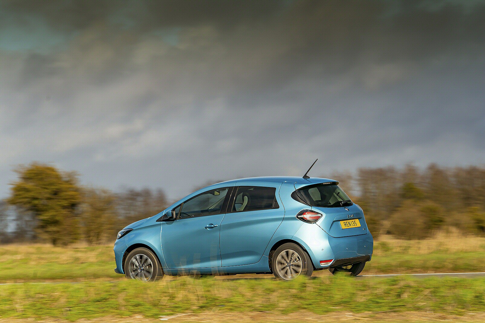 RENAULT ZOE HATCHBACK 100kW GT Line + R135 50kWh Rapid Charge 5dr Auto