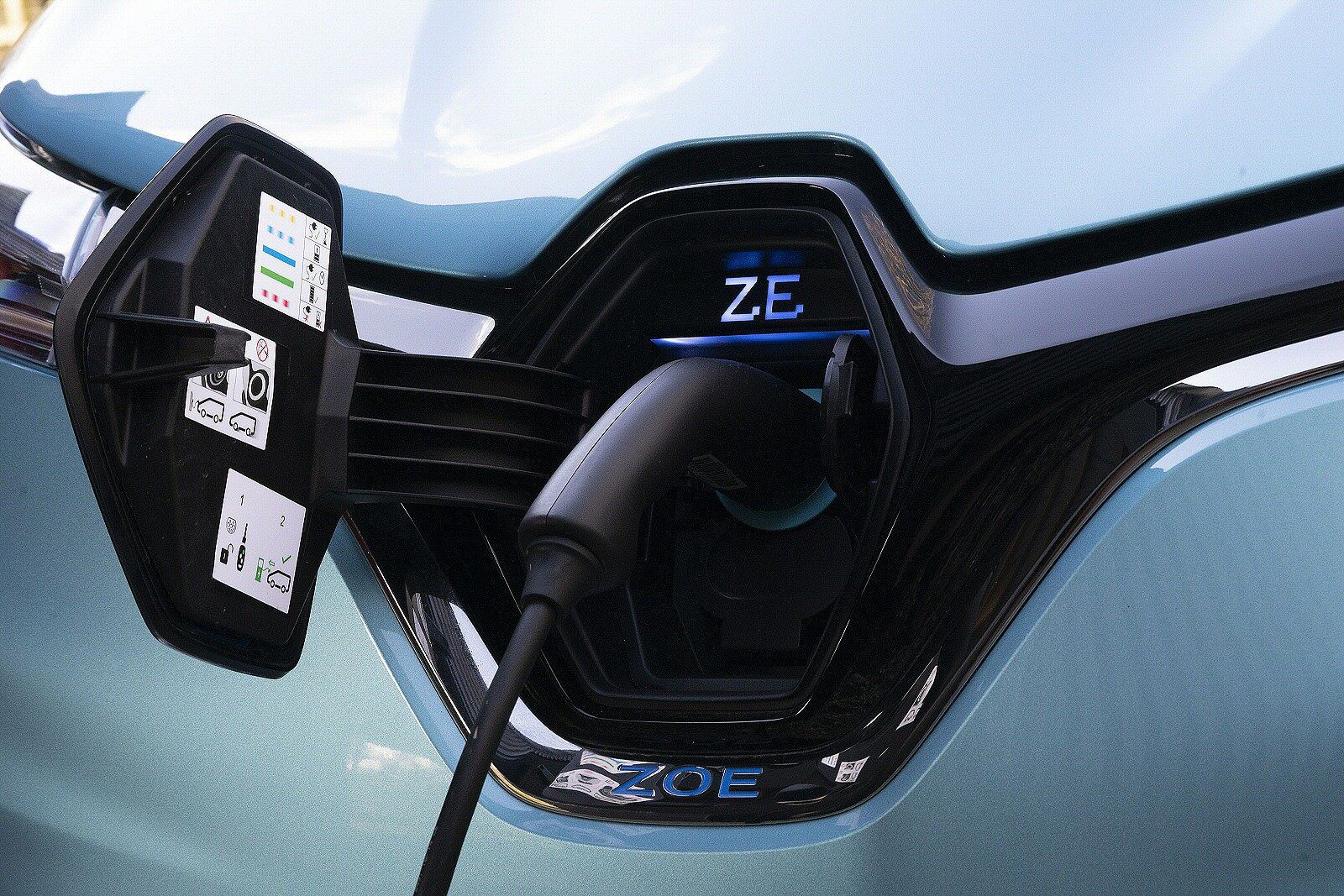 RENAULT ZOE HATCHBACK 100kW Techno R135 50kWh Boost Charge 5dr Auto