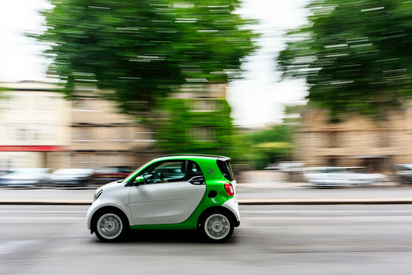SMART FORTWO ELECTRIC COUPE SPECIAL EDITIONS 60kW EQ Racing Green Edn 17kWh 2dr Auto [22kWCh]