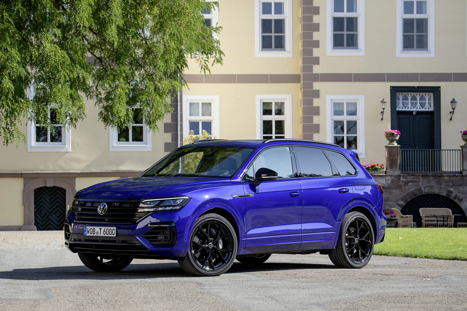 Volkswagen TOUAREG Electric Lease