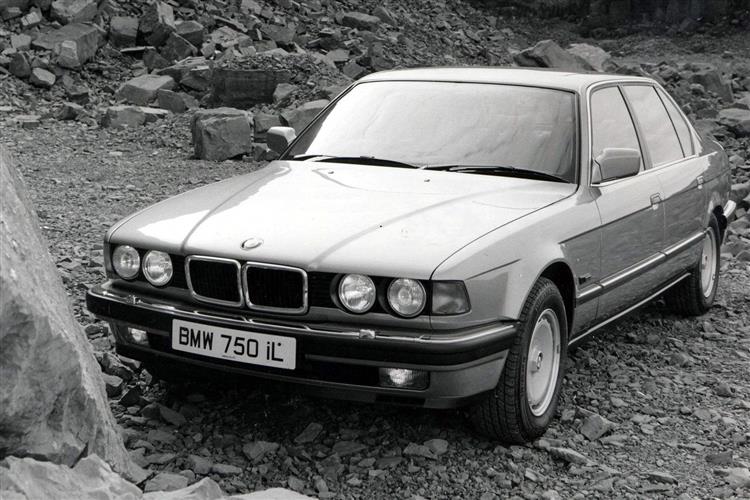 New BMW 7 Series (1986 - 1994) review