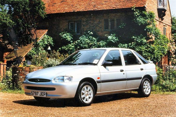 New Ford Escort 1.6 & 1.8TDI Flight & Finesse (1999 - 2000) review