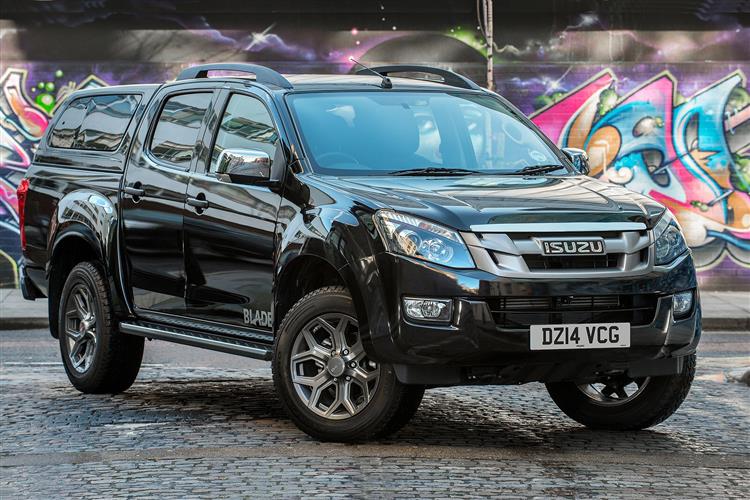 New Isuzu D-MAX Blade (2014 - 2015) review