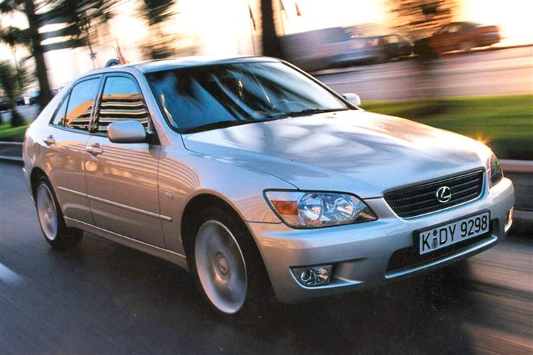 New Lexus IS 300 (2001 - 2005) review