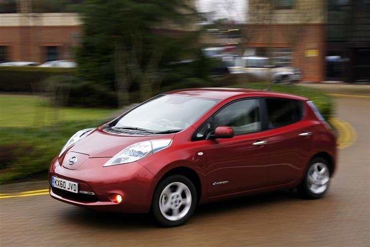 New Nissan LEAF (2011 - 2013) review