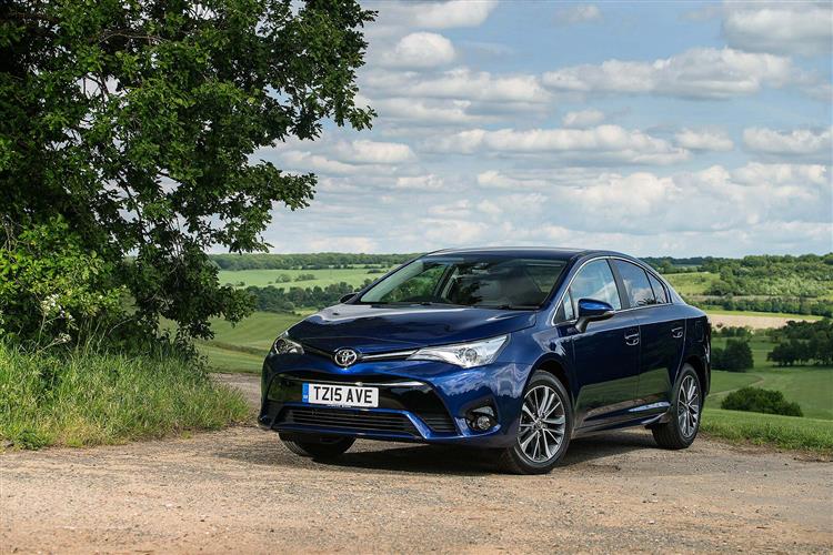 New Toyota Avensis (2014 - 2018) review
