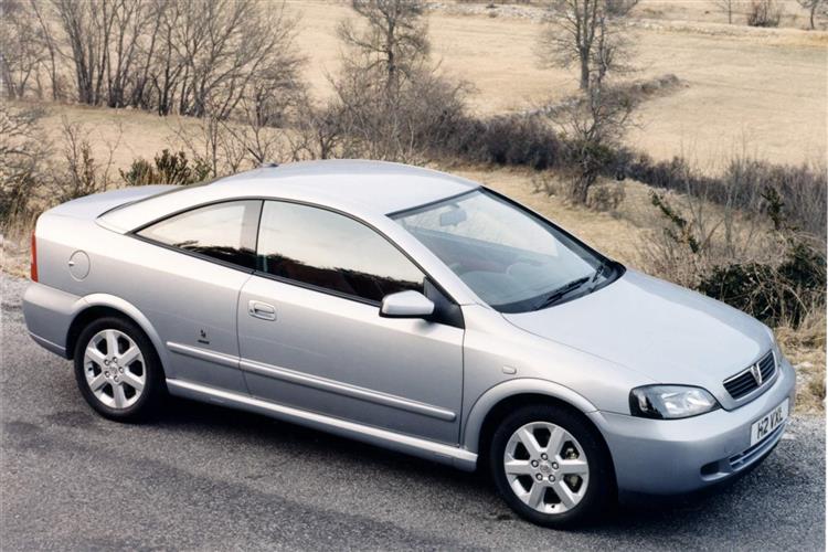 New Vauxhall Astra Coupe (2000 - 2005) review