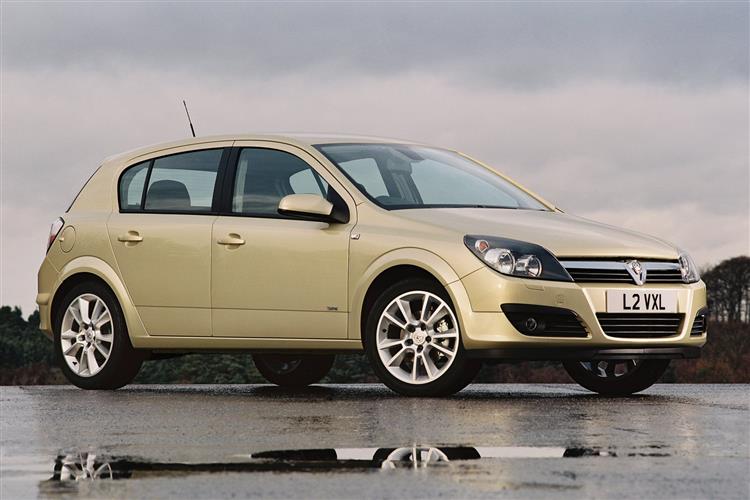 New Vauxhall Astra (2004 - 2009) review