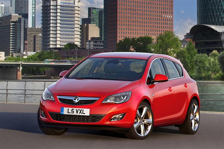 New Vauxhall Astra (2010 - 2012) review