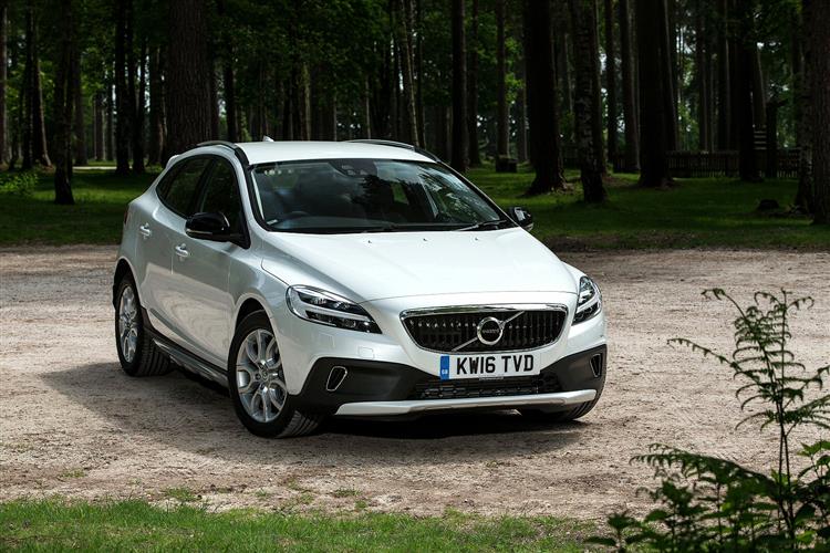 New Volvo V40 Cross Country (2016 - 2020) review