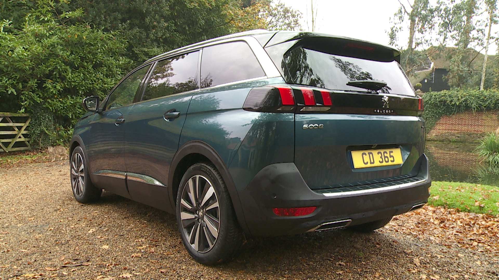 PEUGEOT 5008 ESTATE 1.6 PureTech 180 GT Premium 5dr EAT8 Lease Deals