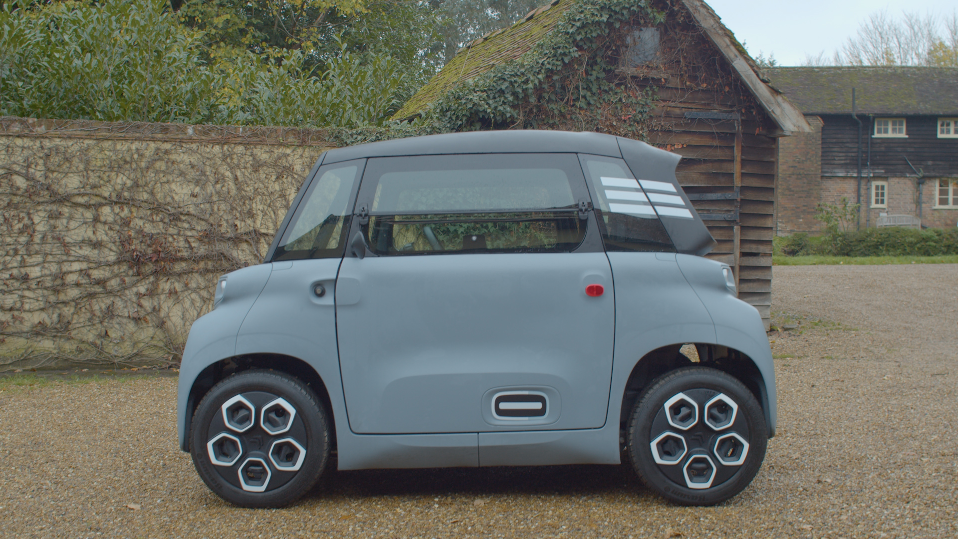 The Citroen Ami Cargo is a van for teenagers