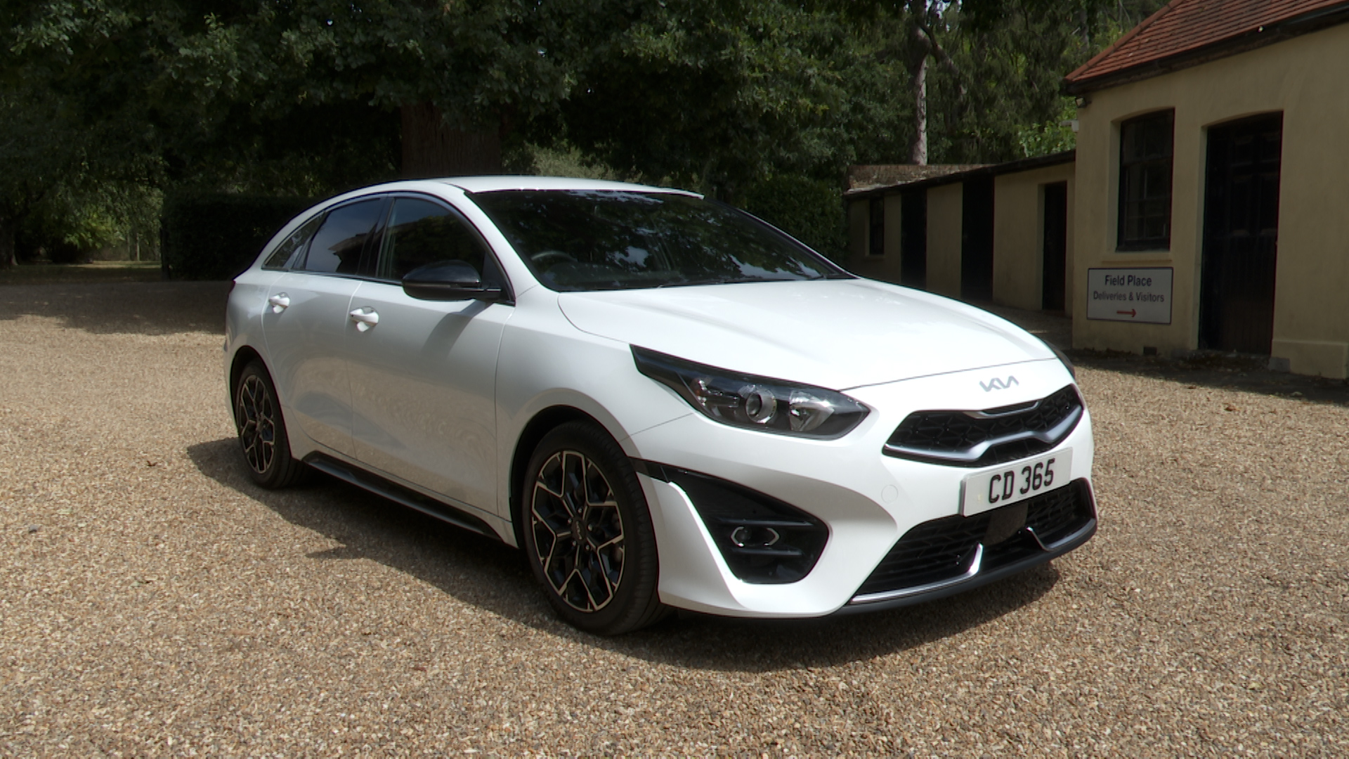 We drove the Kia ProCeed GT Shooting Brake: the power and the