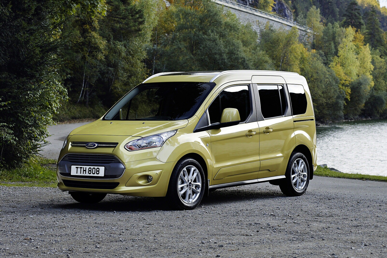 Ford Tourneo Connect Review ford tourneo connect review